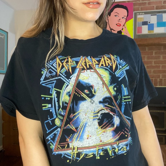 2010s Def Leppard Hysteria Album Graphic Band Tee Unisex Glam Metal Rock… - Picture 1 of 12